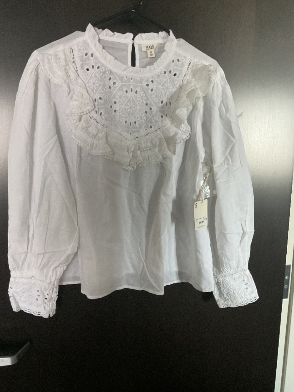 NWT Ana cotton top